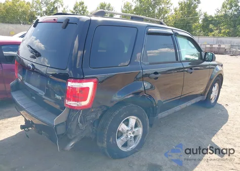 2012 Ford Escape Xlt z USA, uszkodzony, nr VIN 1FMCU0DG2CKB56800